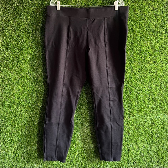 Time and Tru Pants - Black Cropped Leggings Time & Tru XXL 20 Plus Curvy